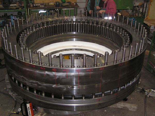 隧道掘进机(简称tbm)是一种机械化的隧道掘进设备.